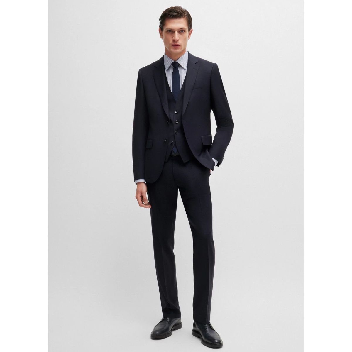 Abito BOSS Slim Fit In Lana...