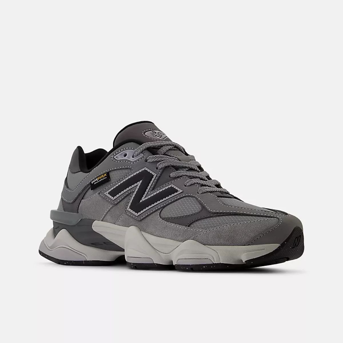 Scarpa New Balance 9060...