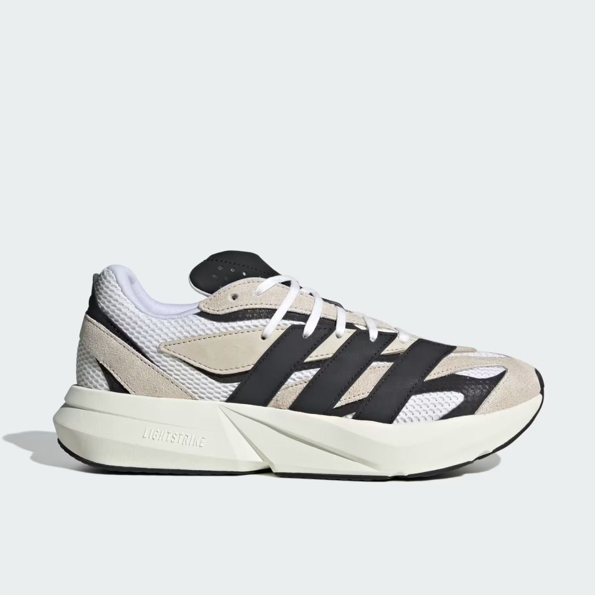 Scarpa Adidas Lightblaze...